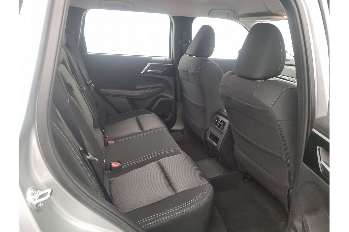 2025 Mitsubishi Outlander PHEV ES ZM