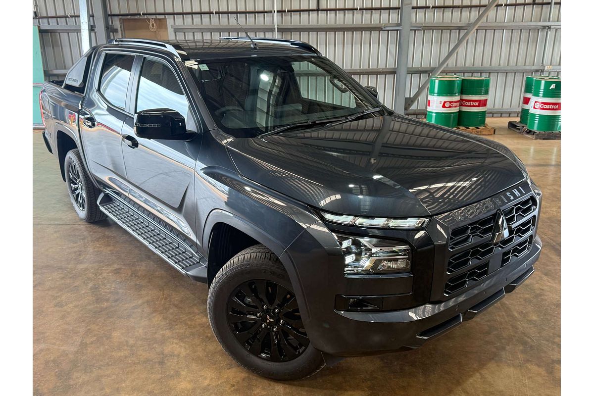 2025 Mitsubishi Triton GSR MV 4X4