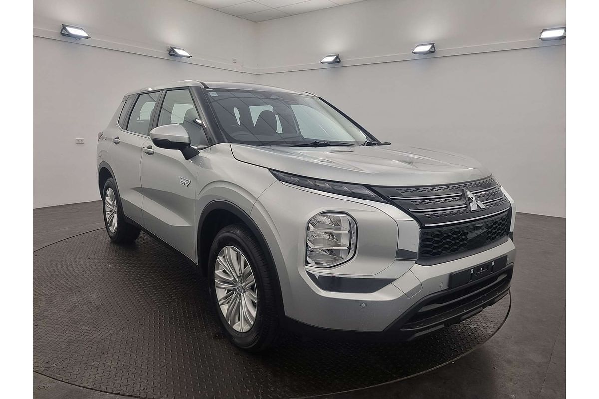 2025 Mitsubishi Outlander PHEV ES ZM