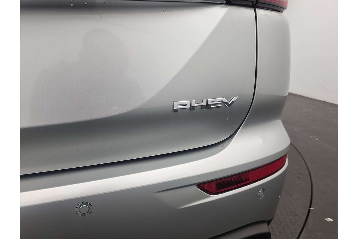 2025 Mitsubishi Outlander PHEV ES ZM