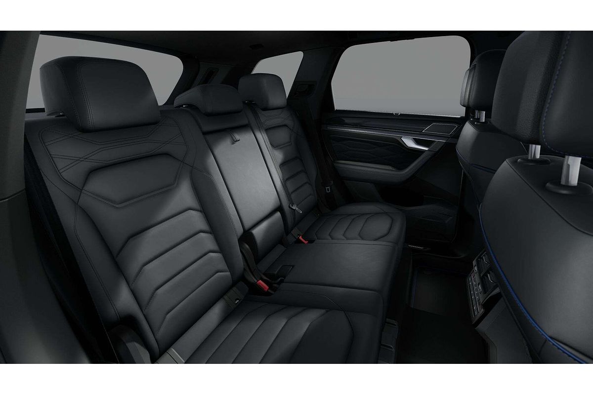 2025 Volkswagen Touareg R RC