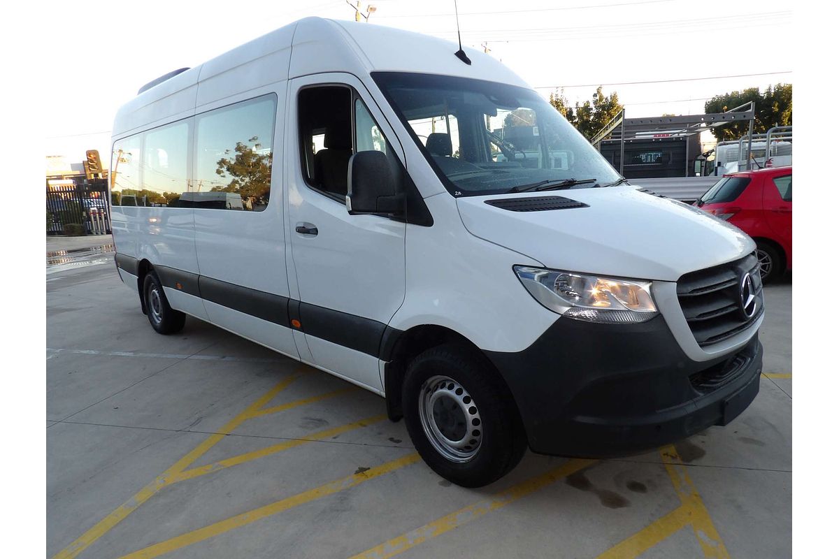 2019 Mercedes-Benz Sprinter 416 Transfer VS30 MWB Low Roof