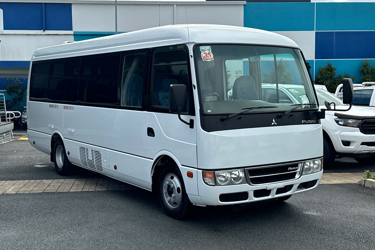 2015 Fuso Rosa Deluxe SWB