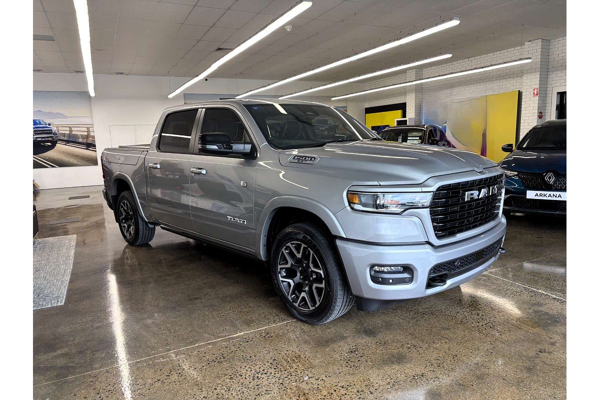 2025 RAM 1500 Laramie Sport Hurricane SO RamBox DT 4X4 SWB