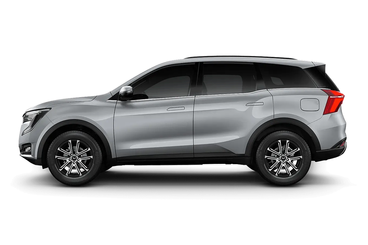 2025 Mahindra XUV700