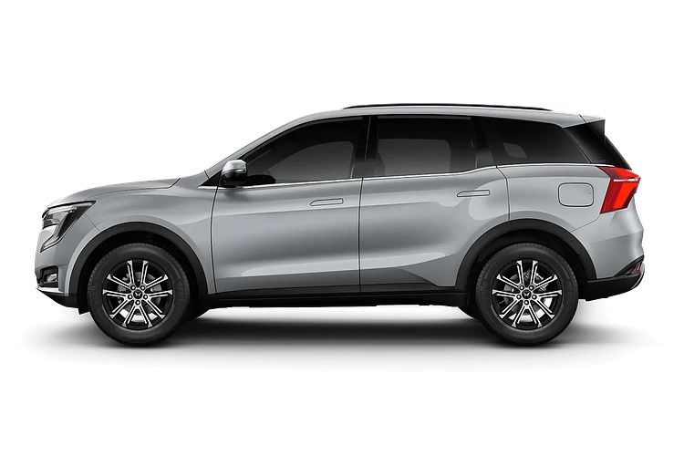 2025 Mahindra XUV700