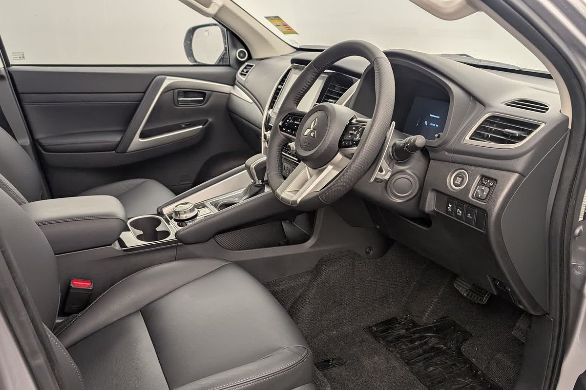 2025 Mitsubishi Pajero Sport Exceed QG
