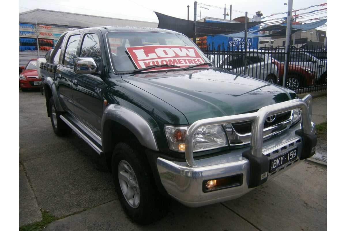 2002 Toyota Hilux SR5 (4x4) KZN165R 4X4