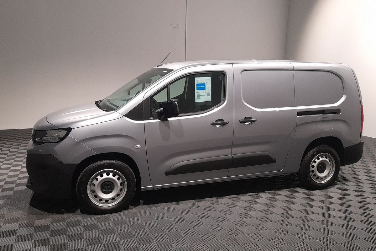 2025 Peugeot Partner Pro K9 LWB Low Roof