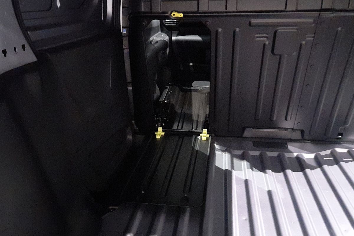 2025 Peugeot Partner Pro K9 LWB Low Roof