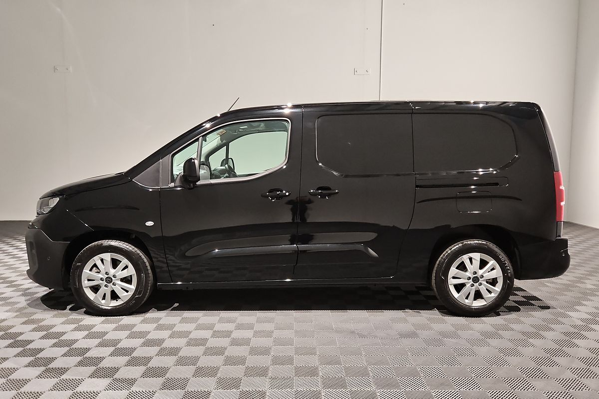 2025 Peugeot Partner Premium K9 LWB Low Roof
