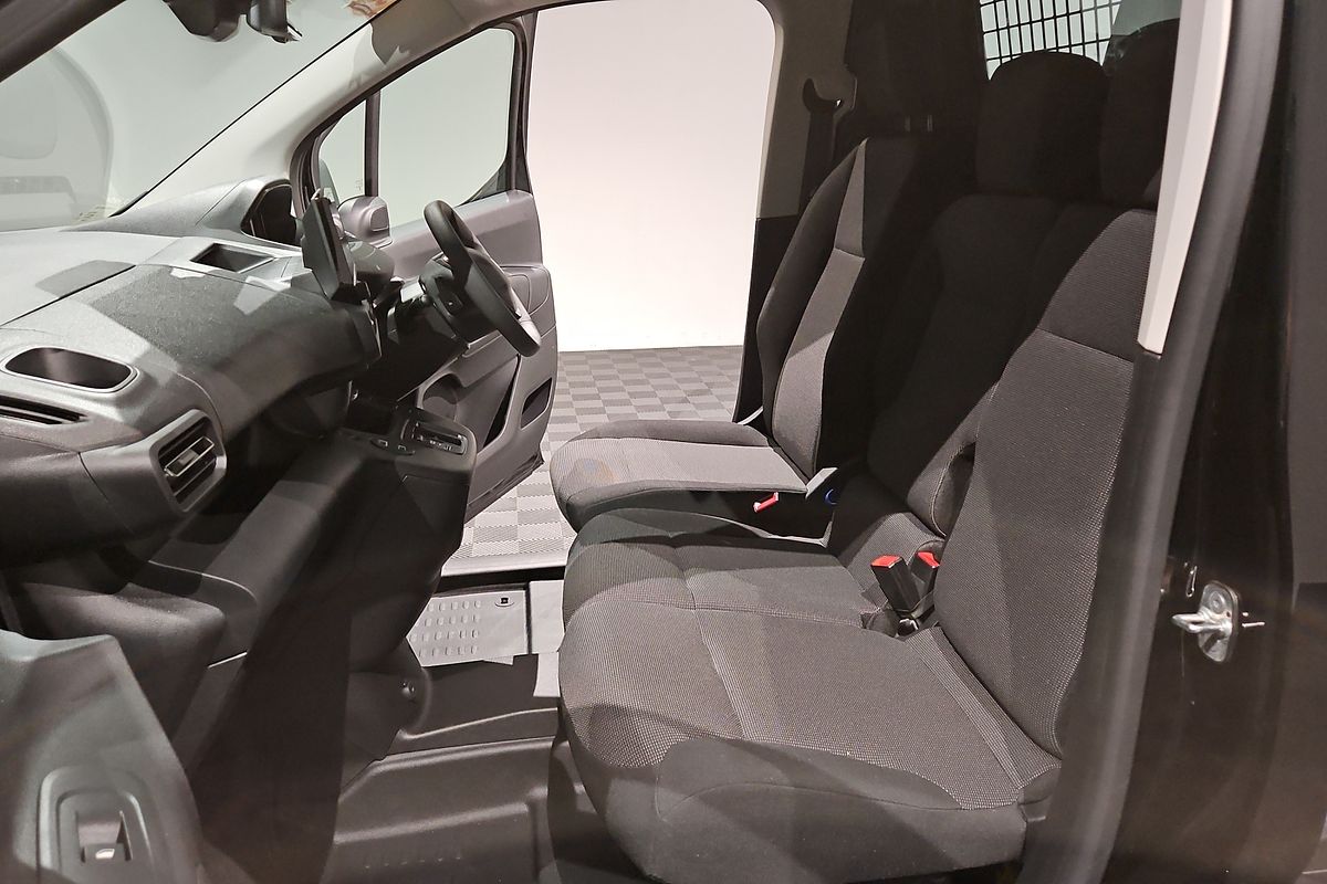 2025 Peugeot Partner Premium K9 LWB Low Roof
