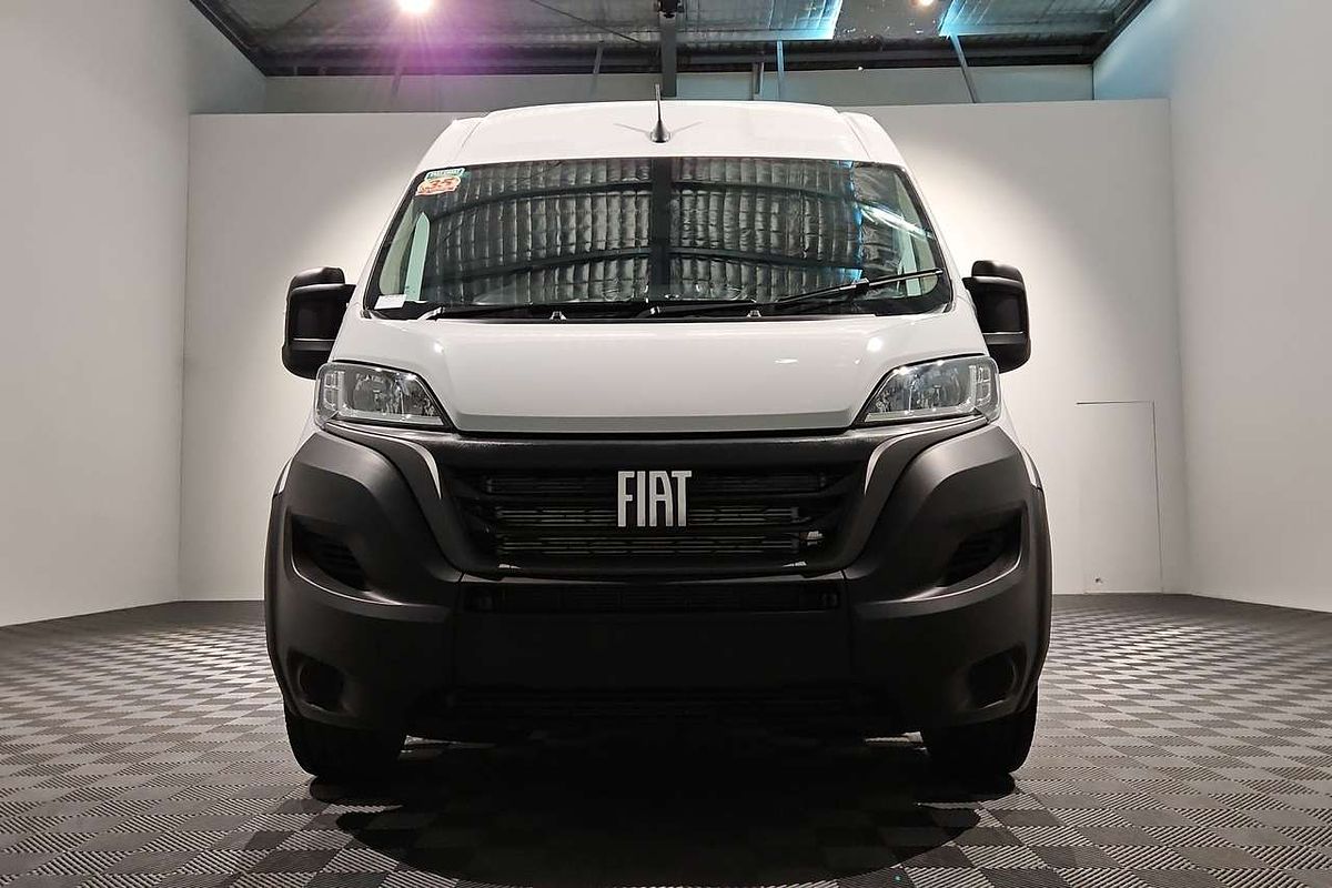 2025 Fiat Ducato Series 9 LWB Mid Roof image 14