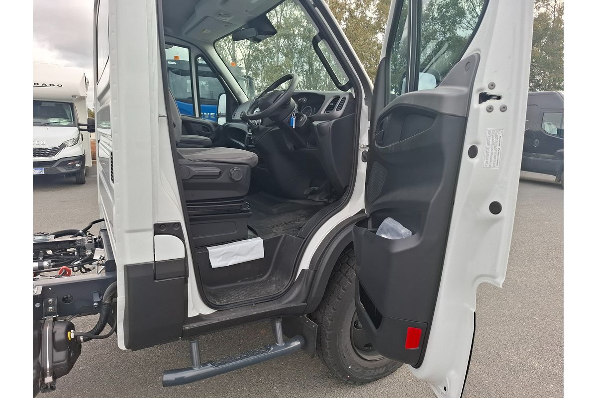 2024 IVECO Daily 70S18 image 13