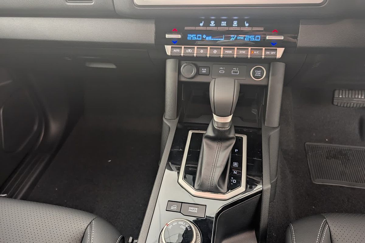 2025 Mitsubishi Triton GLS MV 4X4