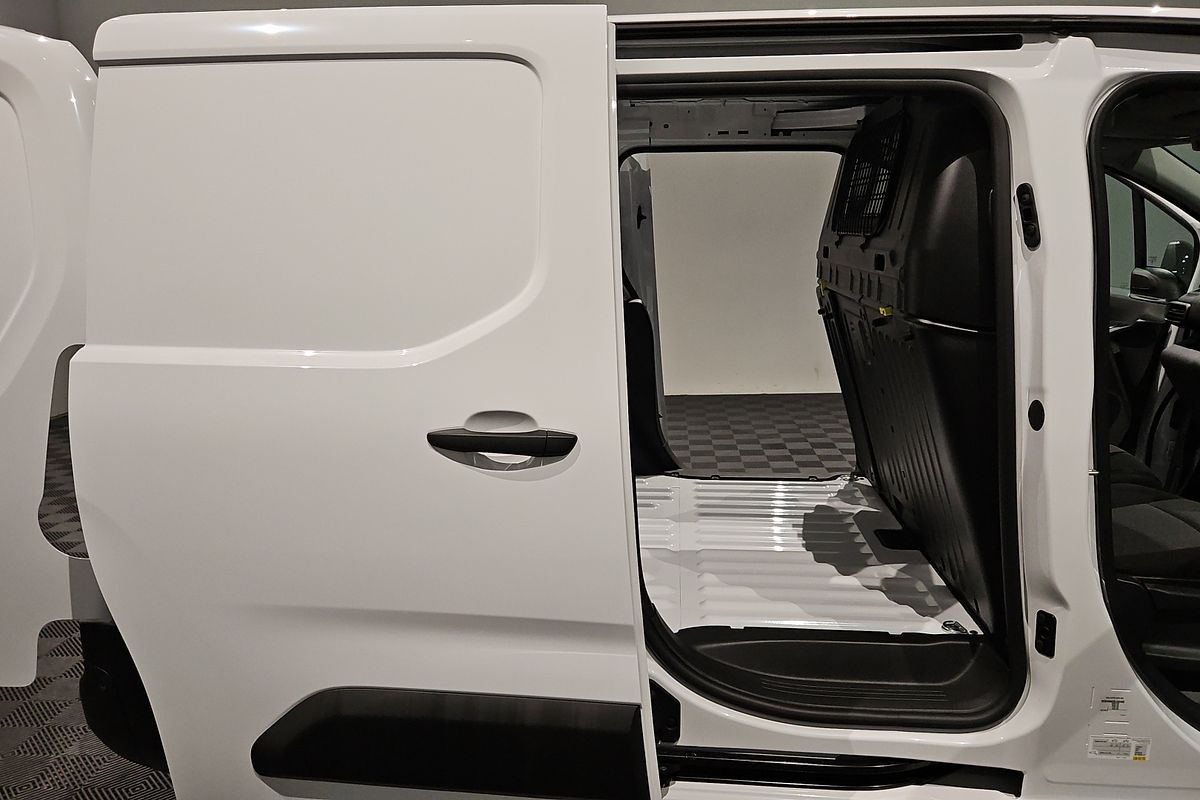 2025 Peugeot Partner Pro K9 SWB Low Roof