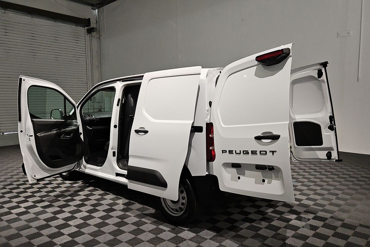 2025 Peugeot Partner Pro K9 SWB Low Roof