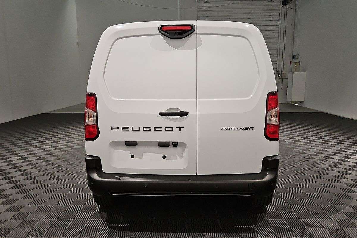2025 Peugeot Partner Pro K9 SWB Low Roof image 13