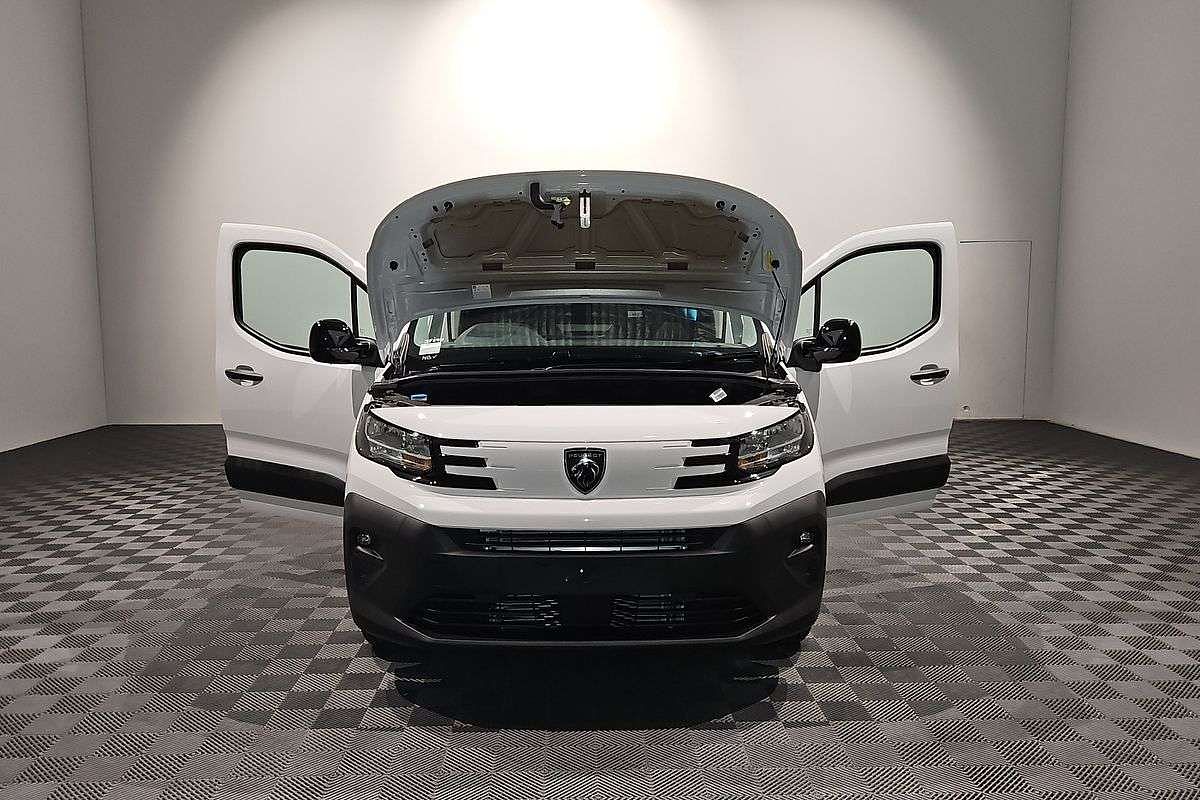 2025 Peugeot Partner Pro K9 SWB Low Roof image 21