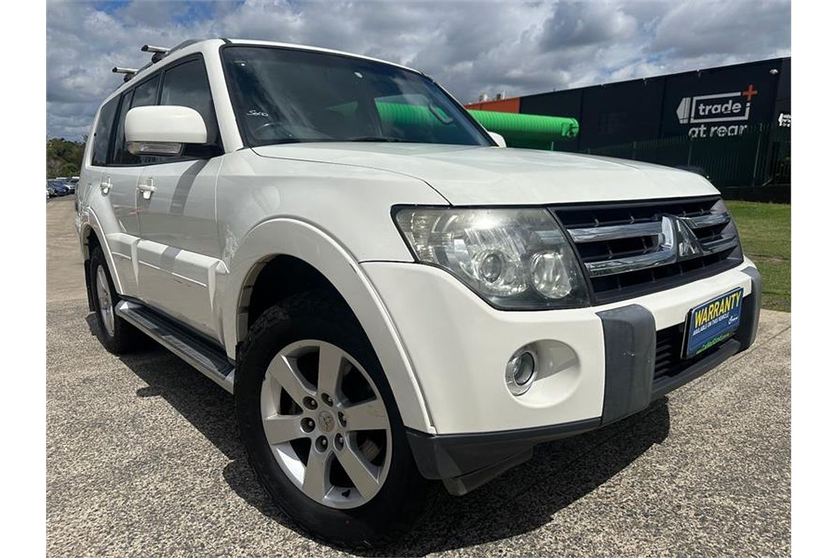 2006 Mitsubishi Pajero VR-X NS