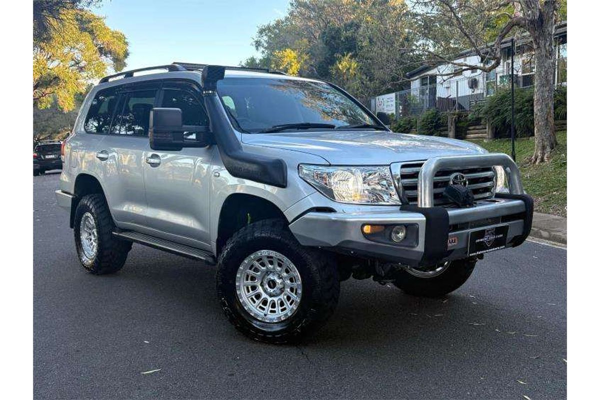 2008 Toyota Landcruiser Sahara VDJ200R