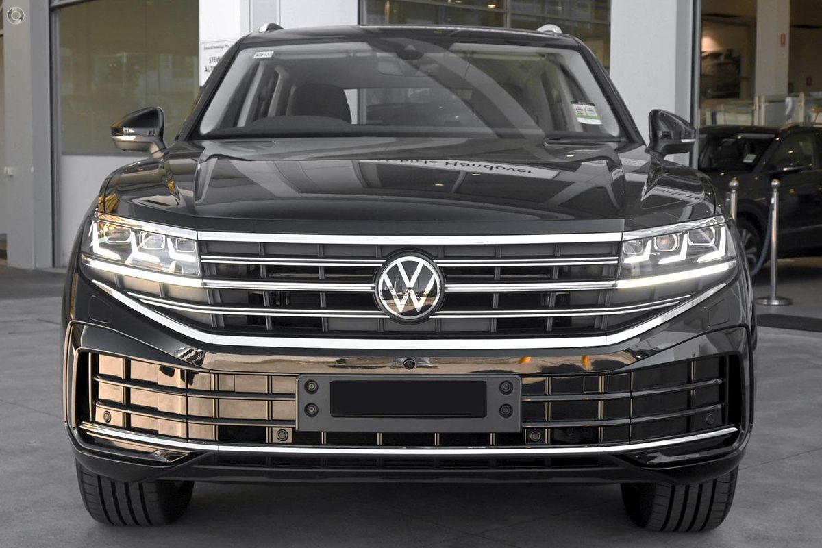 2025 Volkswagen Touareg 170TDI RC