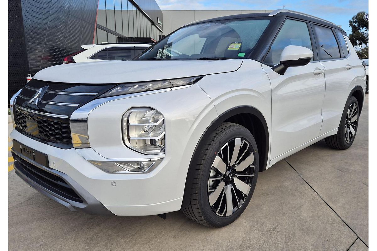 2026 Mitsubishi Outlander Exceed Tourer ZM