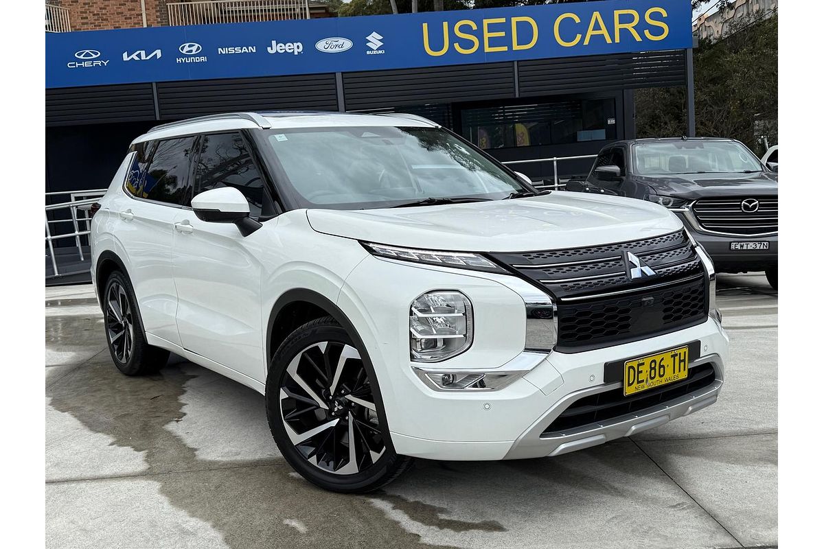 2022 Mitsubishi Outlander Exceed ZM