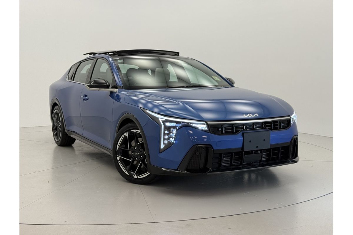 2025 Kia K4 GT-Line CL4m