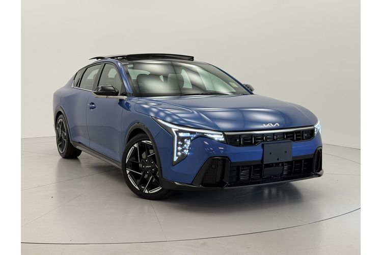 2025 Kia K4 GT-Line CL4m