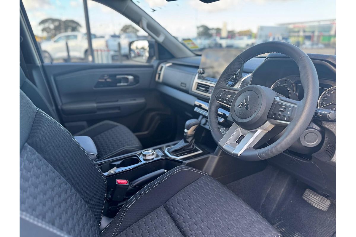 2025 Mitsubishi Triton GLS MV 4X4