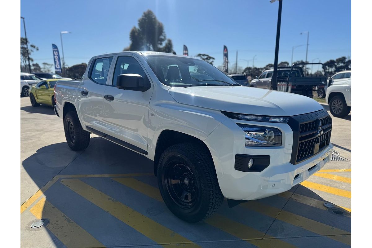2025 Mitsubishi Triton GLX MV 4X4