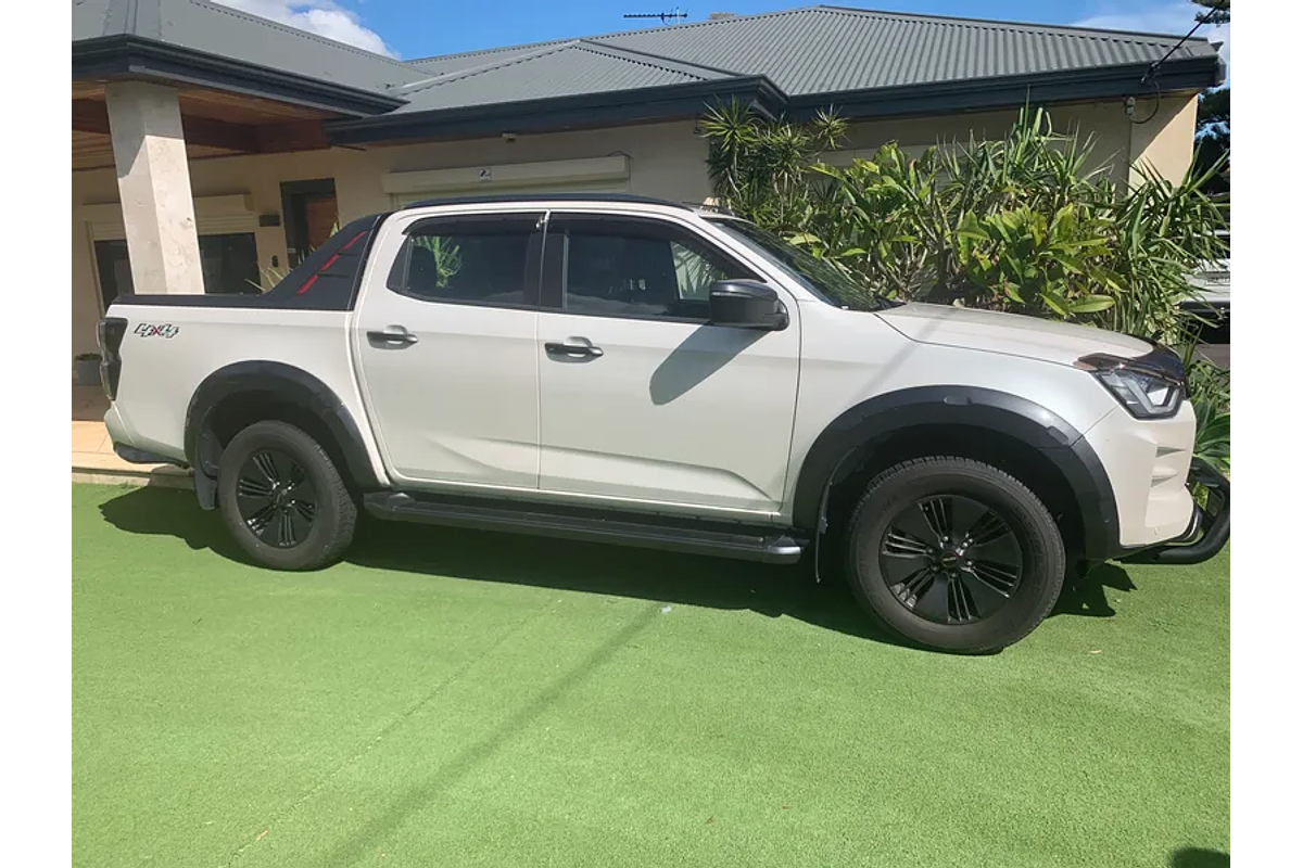 2021 Isuzu D-MAX X-TERRAIN 4X4