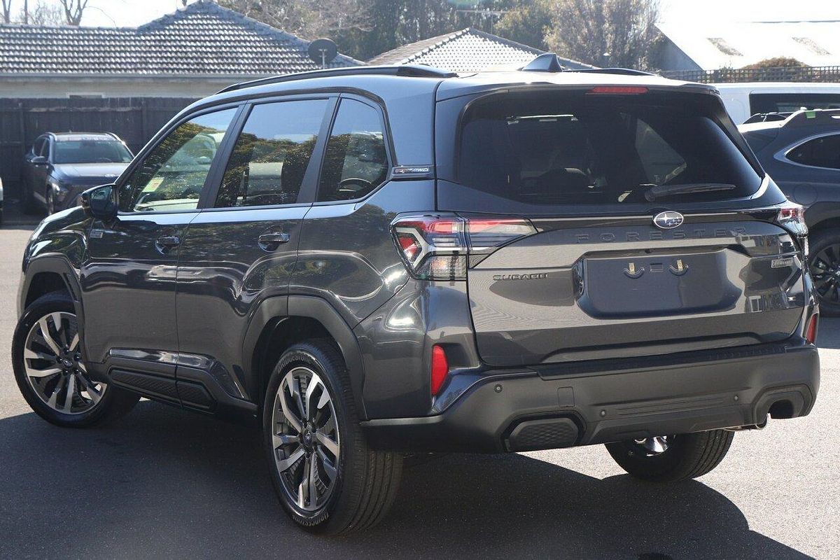 2026 Subaru Forester Hybrid Touring S6