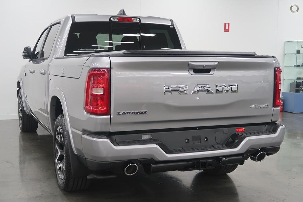 2025 RAM 1500 Laramie Sport Hurricane SO RamBox DT 4X4 SWB