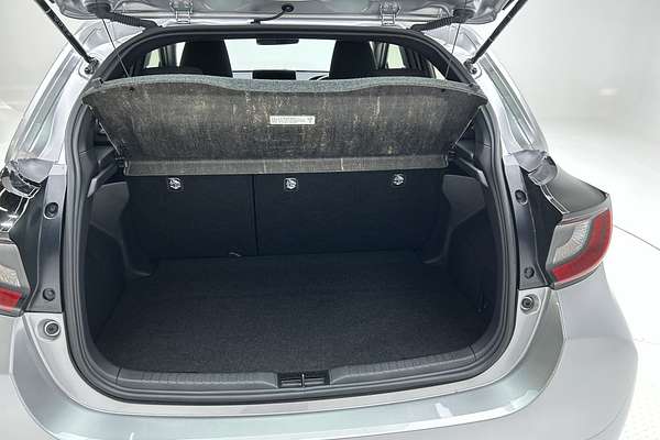 2024 Toyota Yaris Ascent Sport MXPA10R thumb-20
