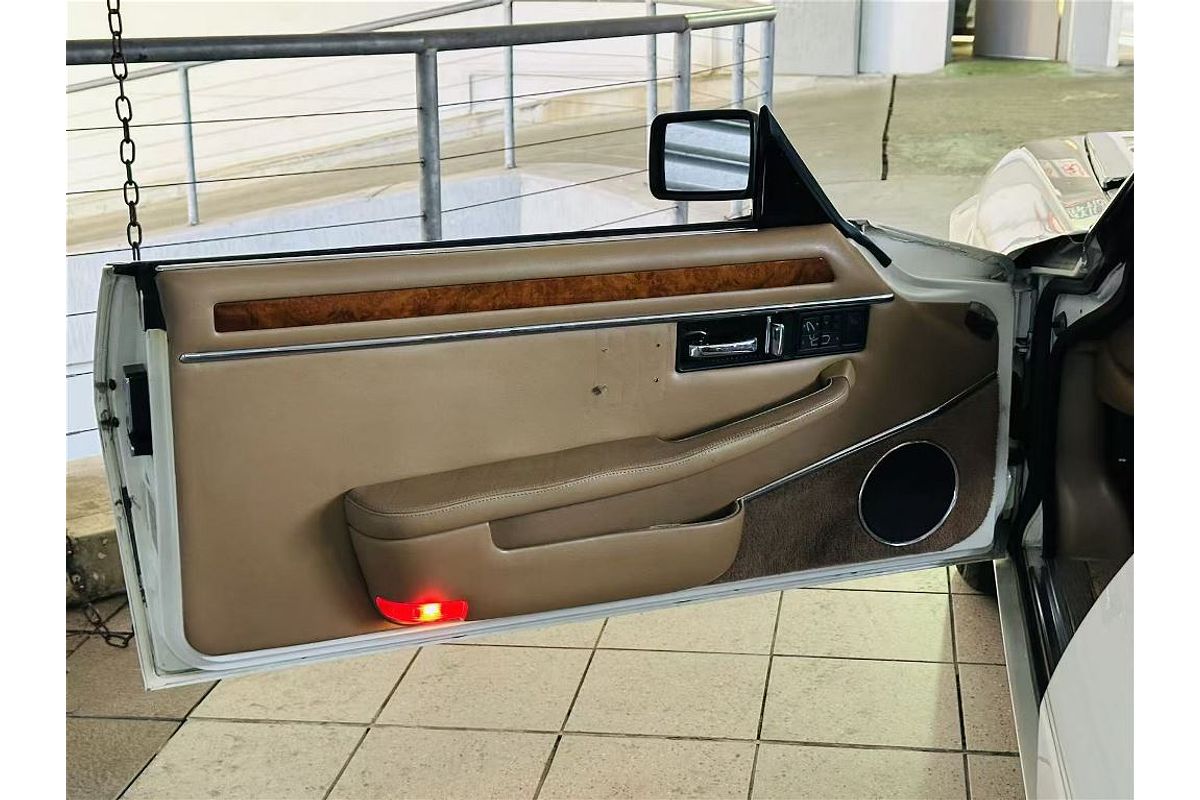 1995 Jaguar Unknown
