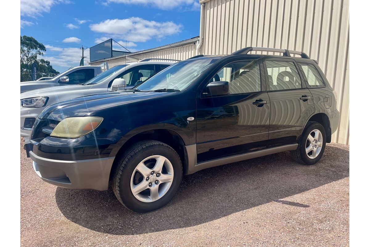 2003 Mitsubishi Outlander XLS ZE