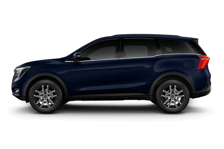 2024 Mahindra XUV700 AX7L