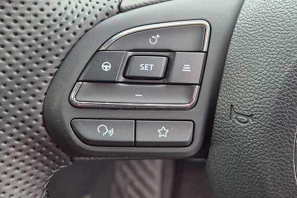2025 MG MG5 Essence thumb-9