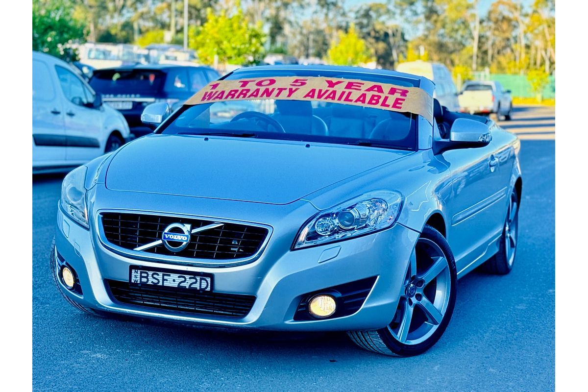 2010 Volvo C70 T5
