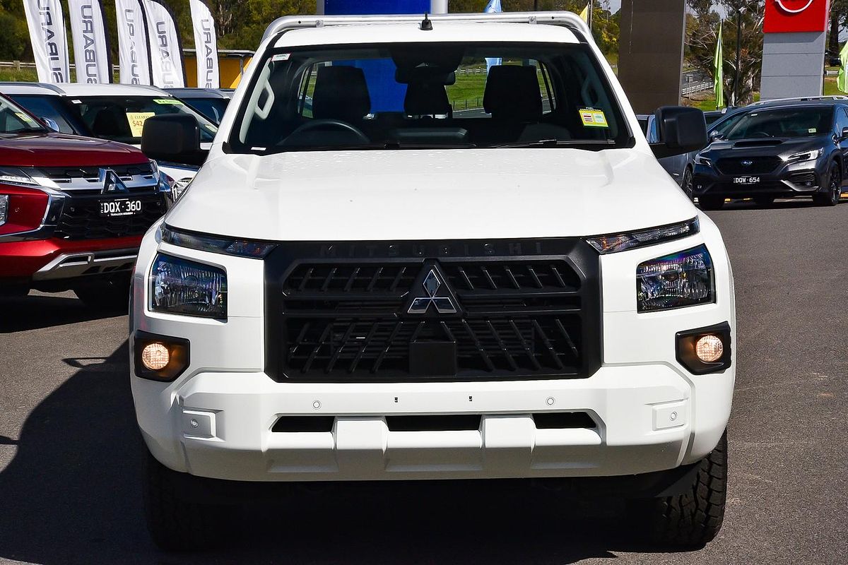 2025 Mitsubishi Triton GLX MV 4X4