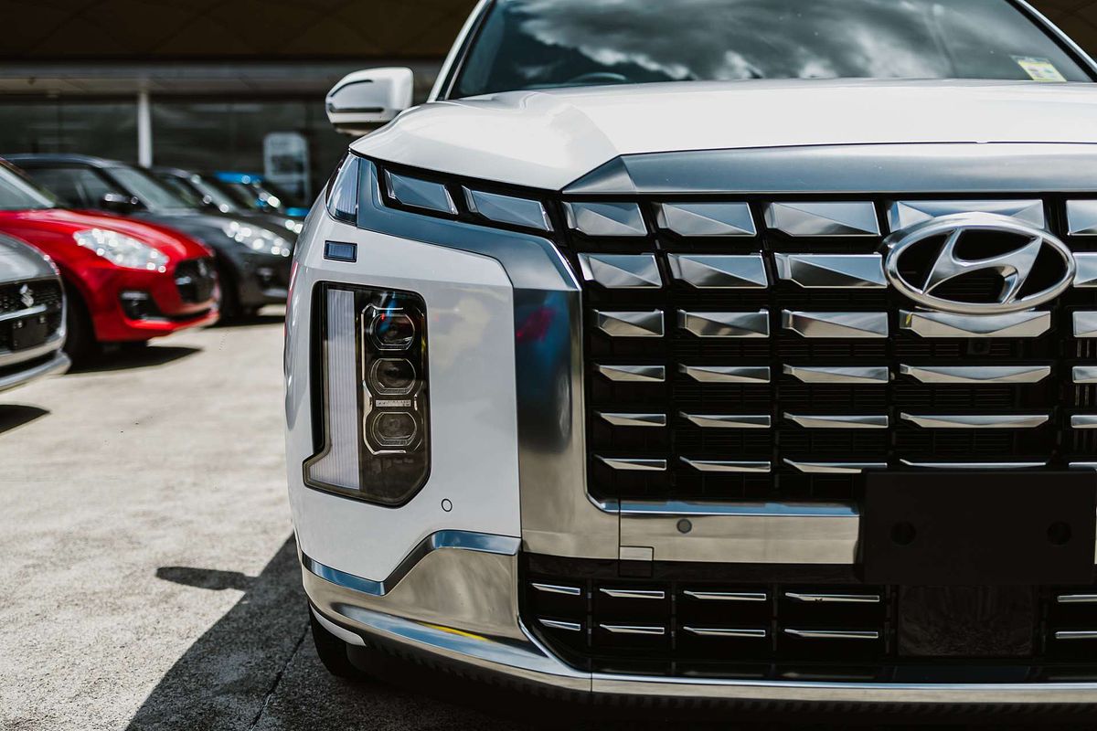 2025 Hyundai Palisade Calligraphy Black Ink LX2.V5