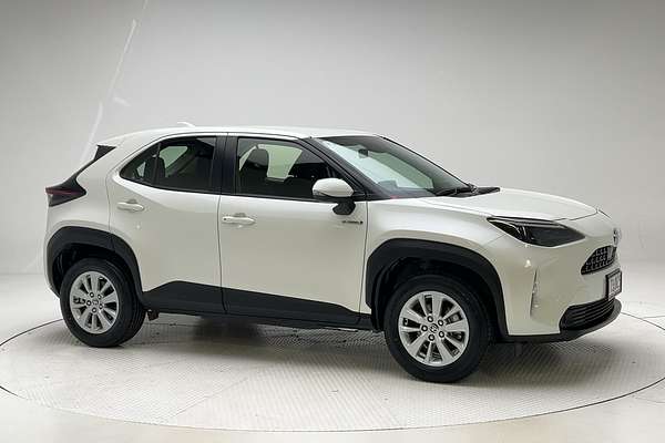 2022 Toyota Yaris Cross GX MXPJ15R thumb-3