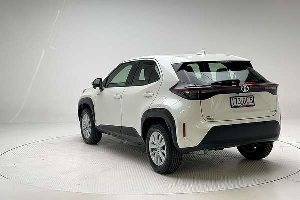 2022 Toyota Yaris Cross GX MXPJ15R thumb-8