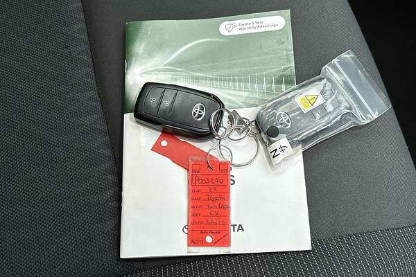 2022 Toyota Yaris Cross GX MXPJ15R thumb-22