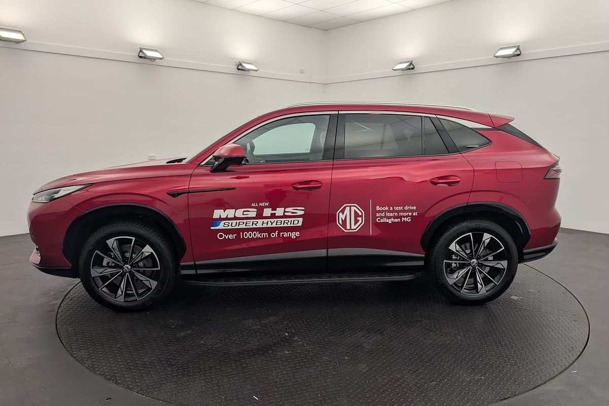 2025 MG HS Super Hybrid Essence AS33P
