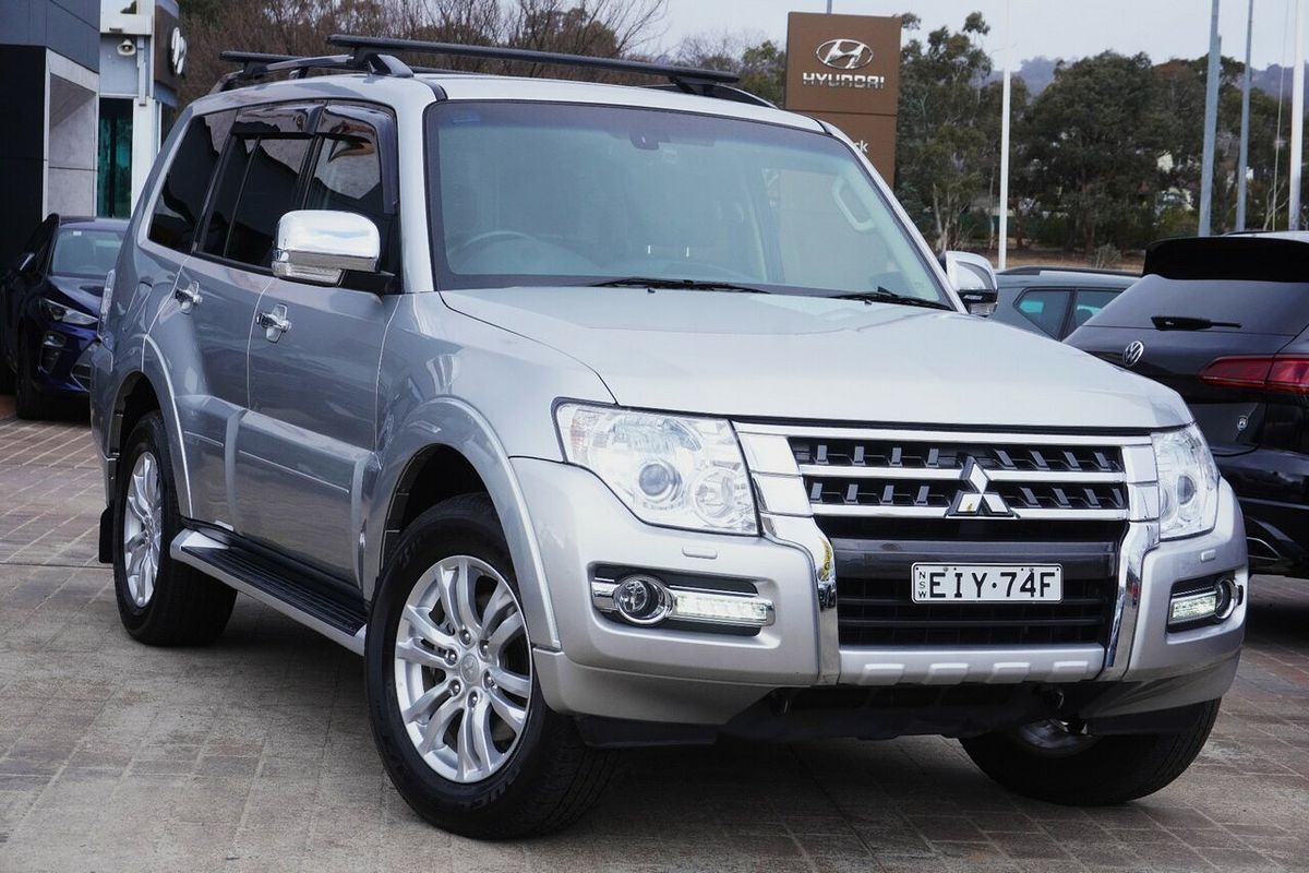 2020 Mitsubishi Pajero GLS NX