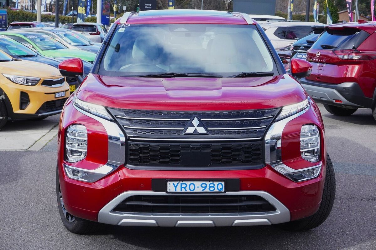 2023 Mitsubishi Outlander Exceed ZM