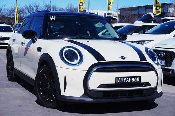 2021 MINI Hatch Cooper Classic F55 LCI